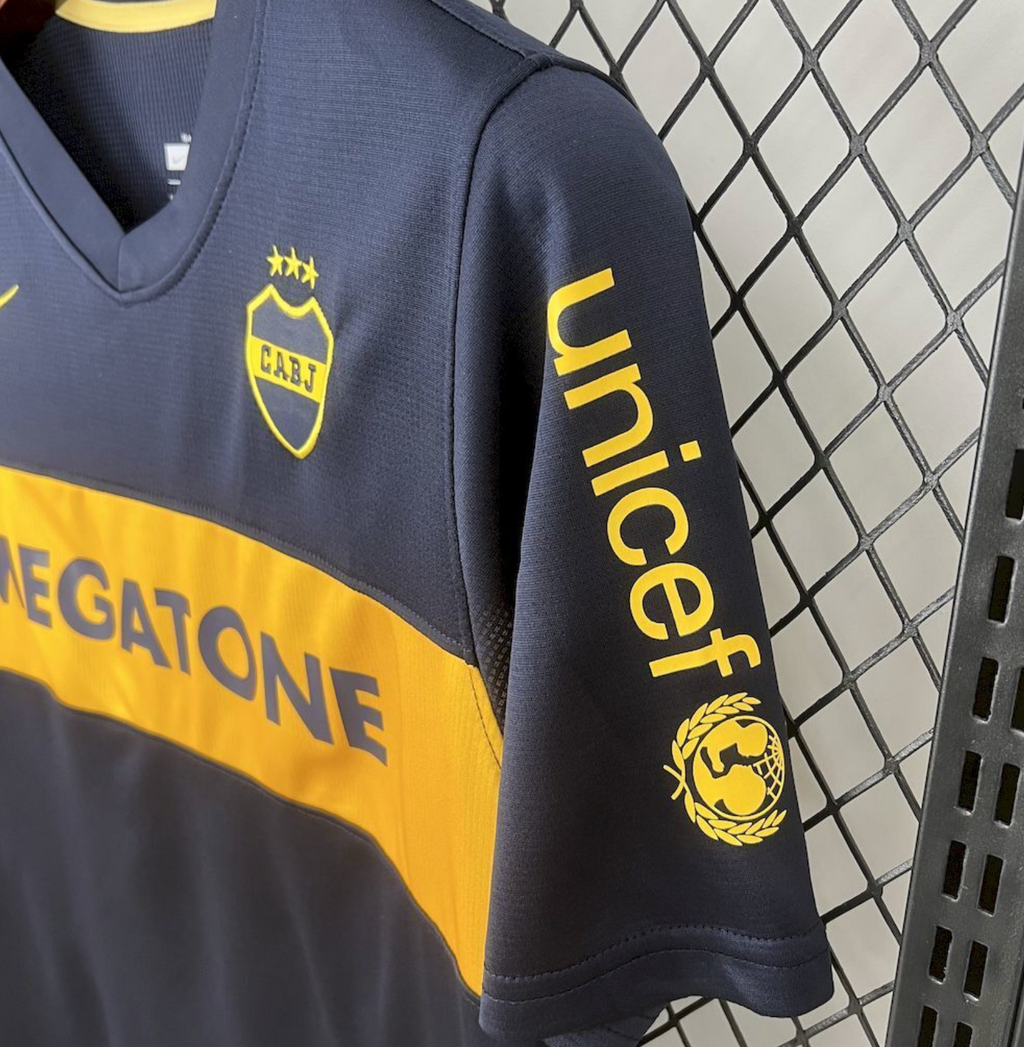 Boca Juniors 2007 – Glory Worn on the Chest