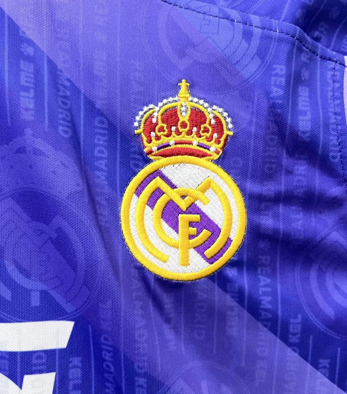 Real Madrid Away Jersey 1996/97 – A Legacy Worn in Blue