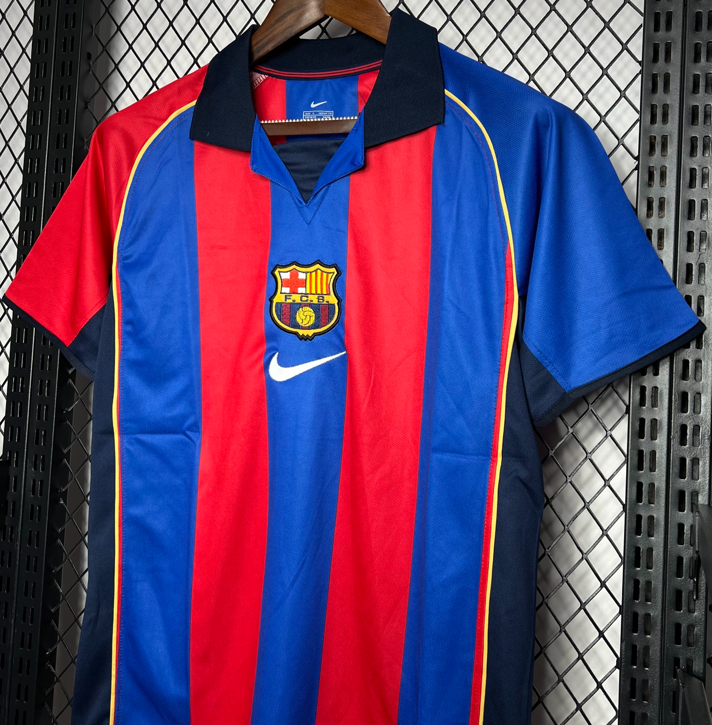FC Barcelona 2001–02 Retro Home Jersey | Ronaldinho Era & Club Legacy