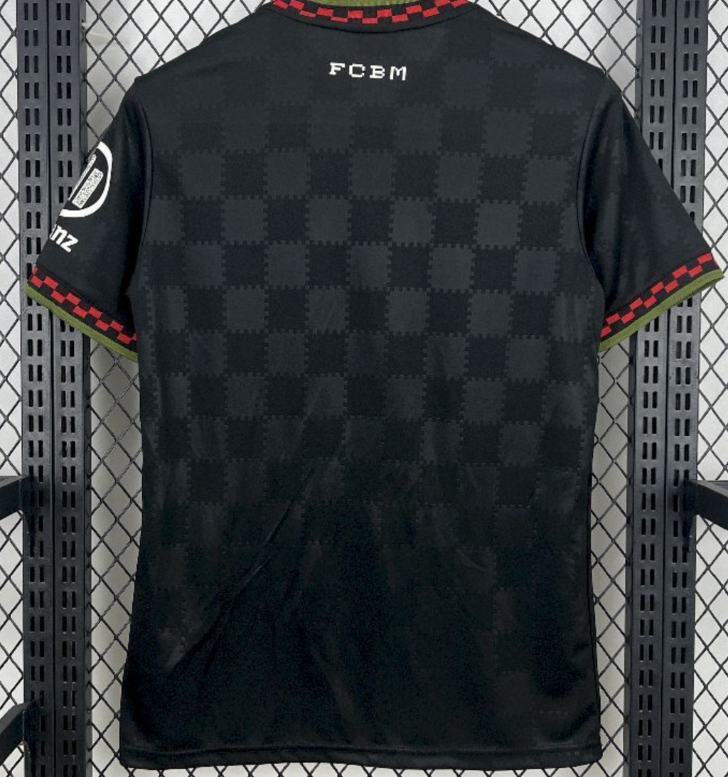 Bayern Munich Black Heritage Jersey – Fan Edition 2025/2026