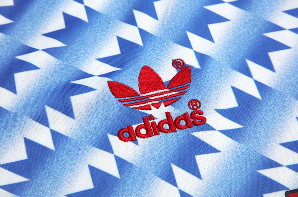 Manchester United Away Jersey 1990–92 | A Classic of Football History
