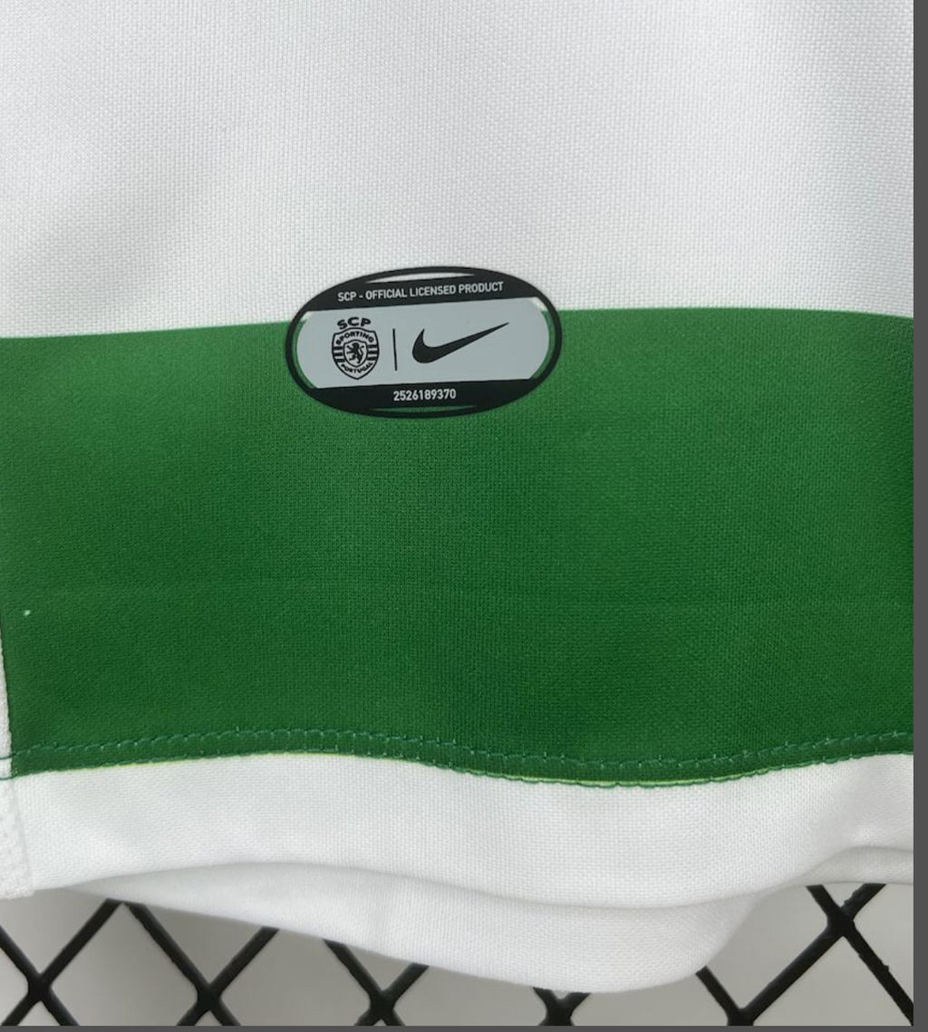 Sporting CP Home Jersey 2025-2026 | Green & White Hoops – KICKOFF Football Culture