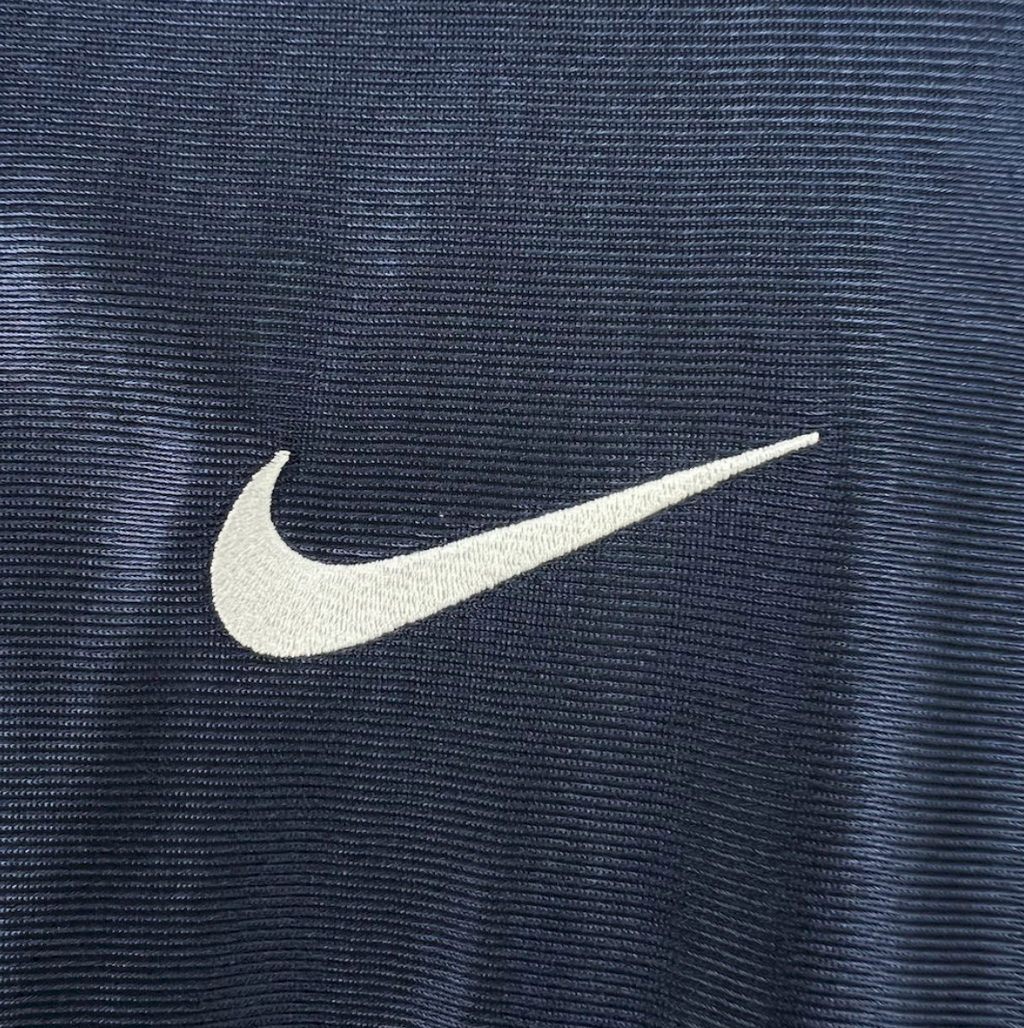 Paris Saint-Germain Retro Jersey — Ronaldinho Era Street Icon